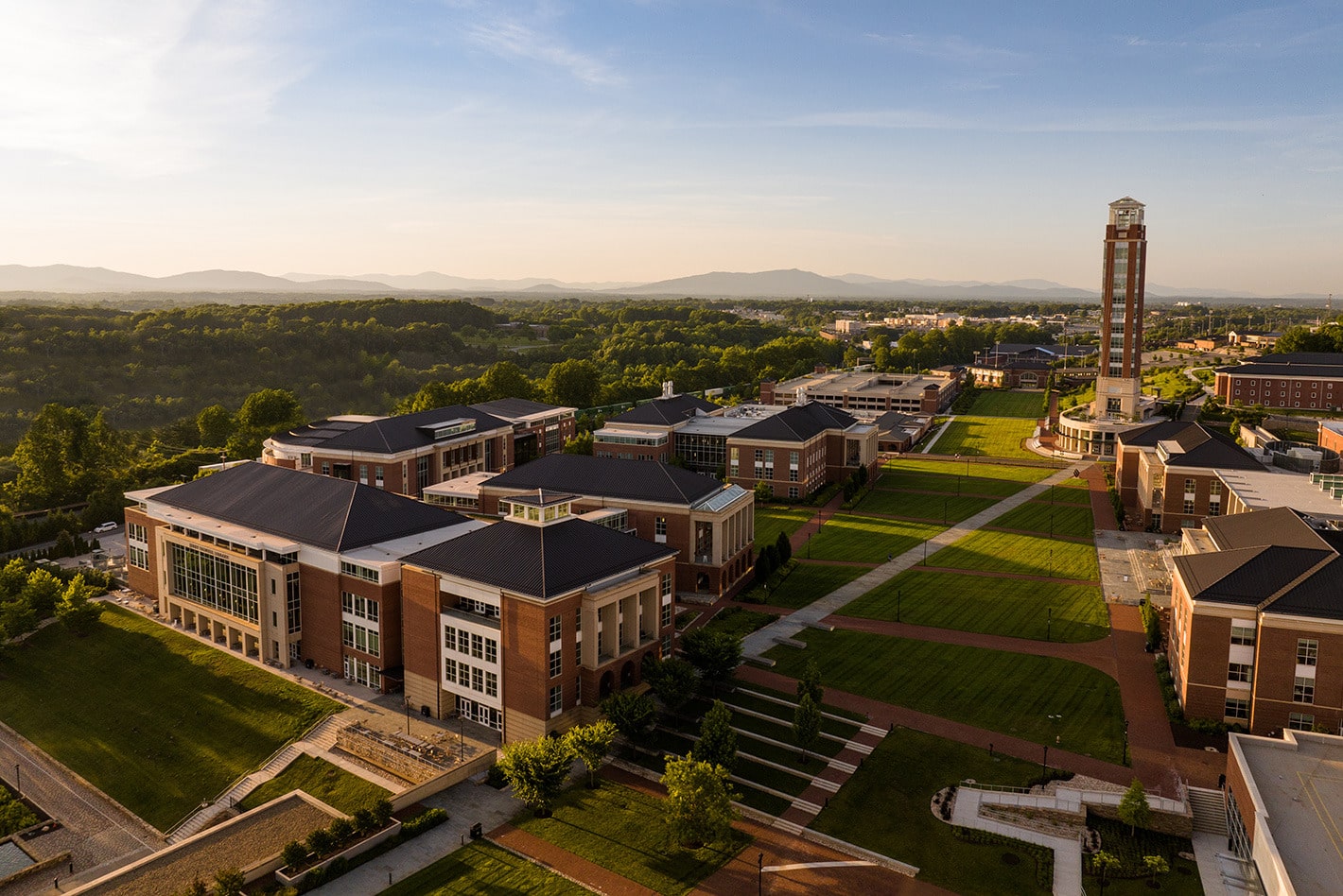 Thriving-Campus-20220621_0887KT